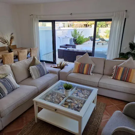 Beachfront House,manta Rota,algarve 빌라노바데카셀라